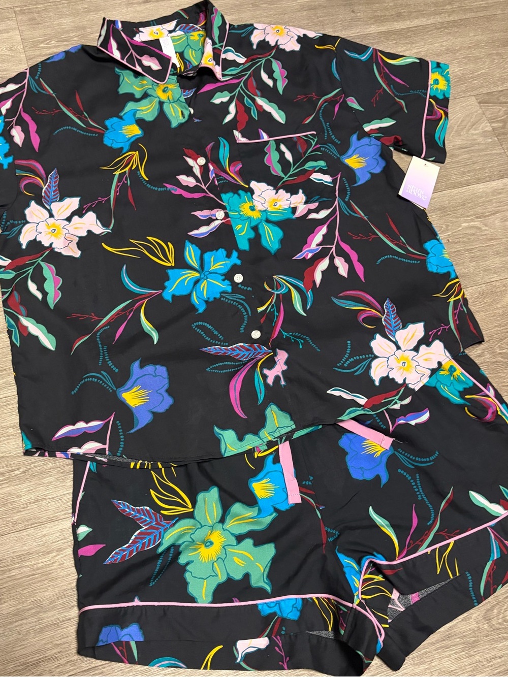 stars above Black Floral Short Pajama Set NWOT